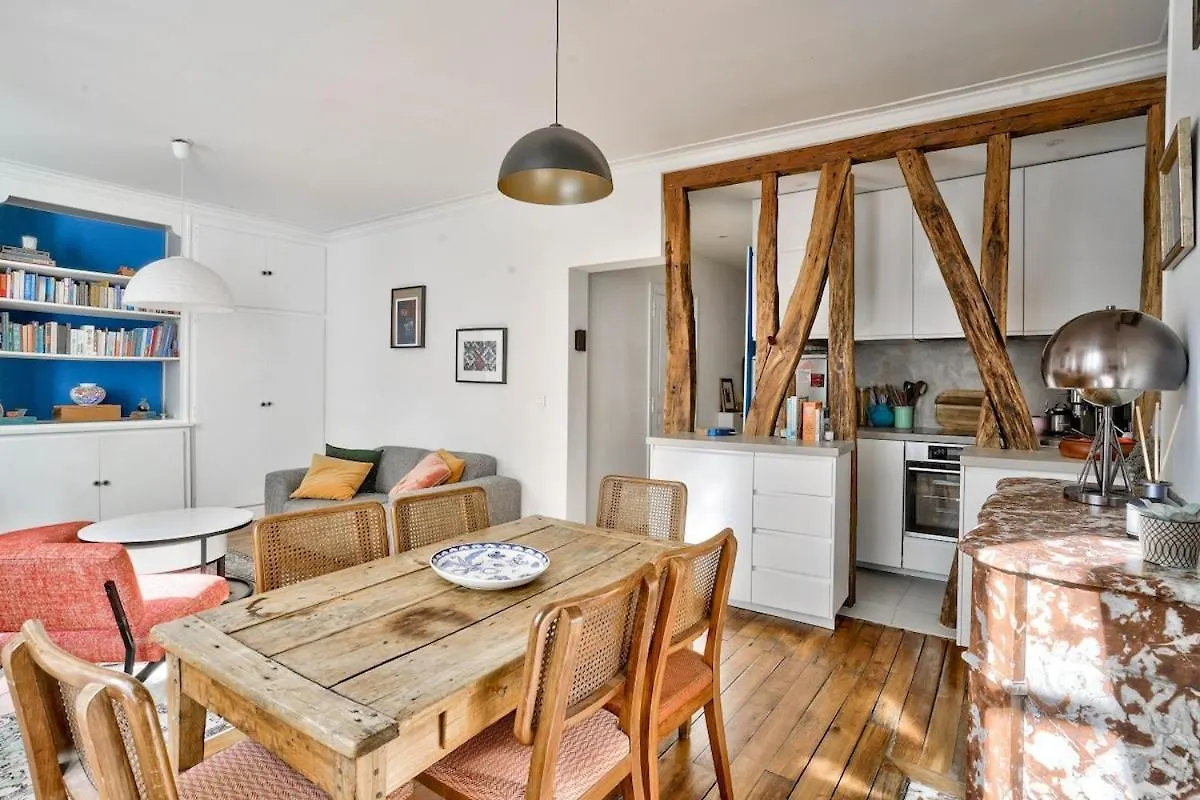 Spacieux Appart Vue Montmartre Paris France